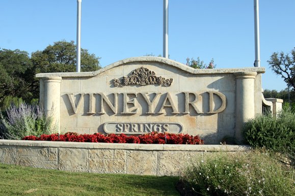 Thompson Realty Capital - Vineyard Springs Apartments (SOLD)